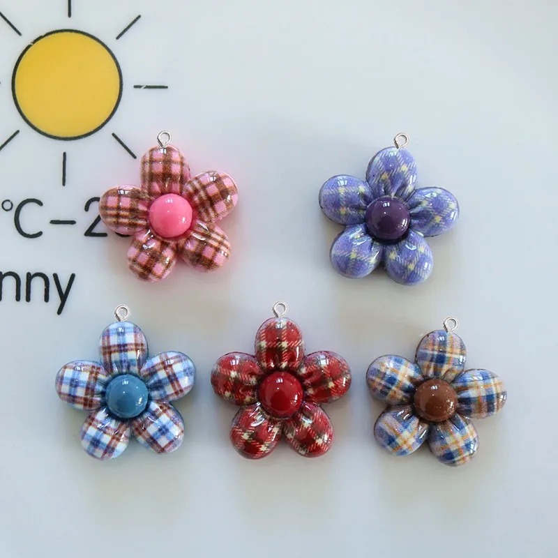 Art Craft Party - จี้เรซิ่นรูปดอกไม้หวานๆ 10 ชิ้น สำหรับทำเครื่องประดับ ต่างหู พวงกุญแจ