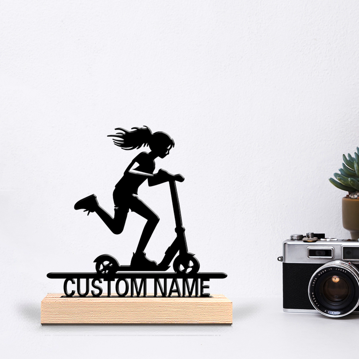 Art Craft Wood - ประติมากรรมเหล็กสั่งทำพิเศษรูปสกู๊ตเตอร์ 1 ชิ้น พร้อมฐานไม้ สำหรับตกแต่งโต๊ะทำงานในบ้าน